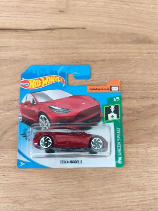 Hot Wheels Tesla Model 3