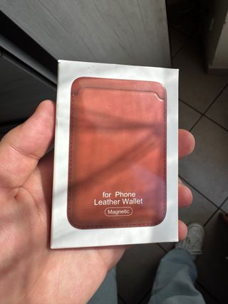 Portafoglio magnetico MagSafe marrone – iPhone