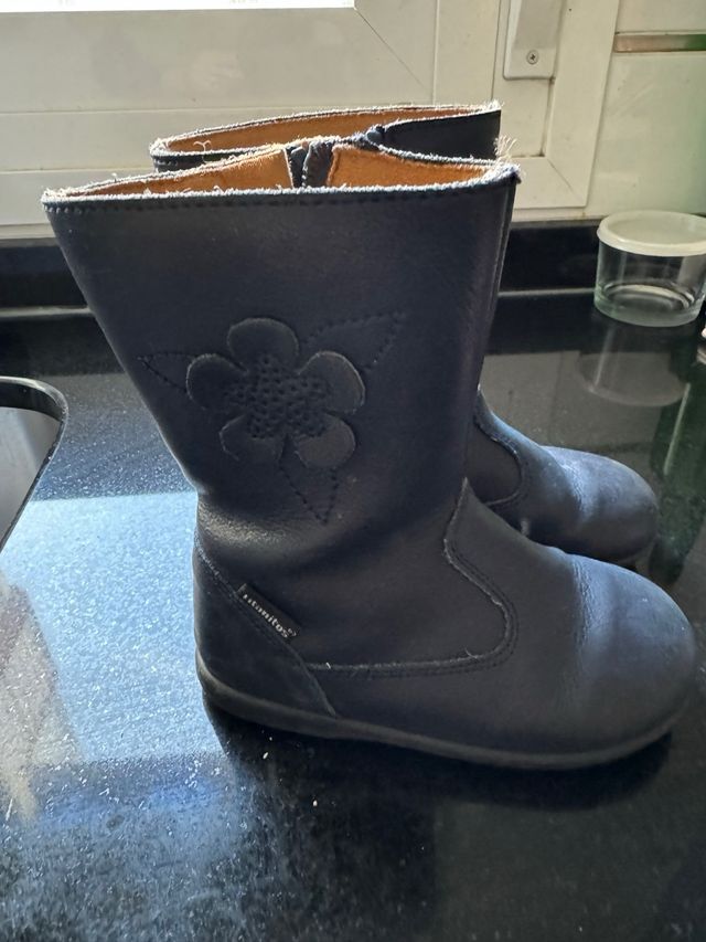 Botas niña negras