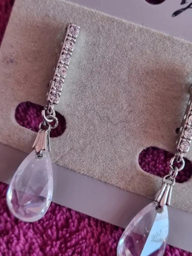 Pendientes elegantes lágrima cristal