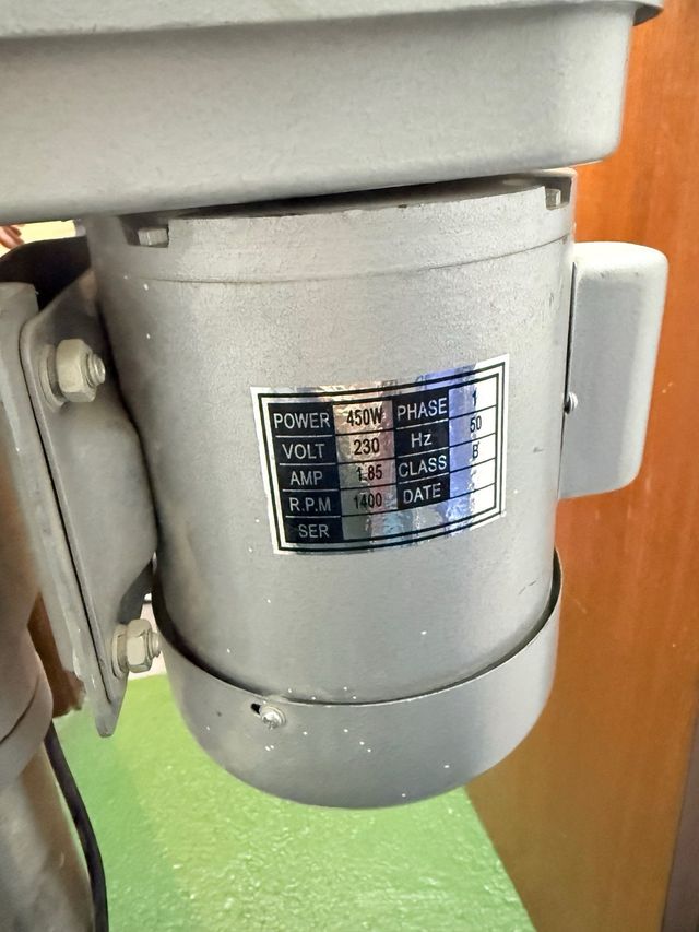 Taladro de columna TJB16