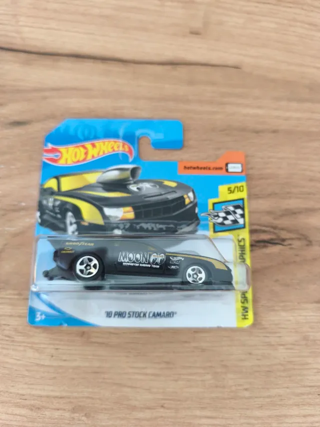 Hot Wheels '10 Pro Stock Camaro