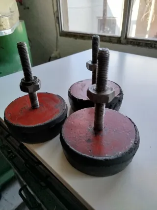 Patas para máquina industrial tipo silenblok