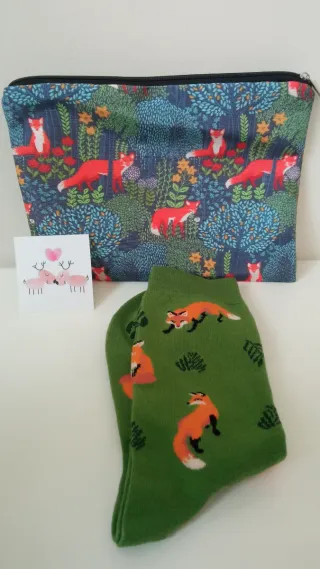 Regalo Navidad Neceser y calcetines con zorros