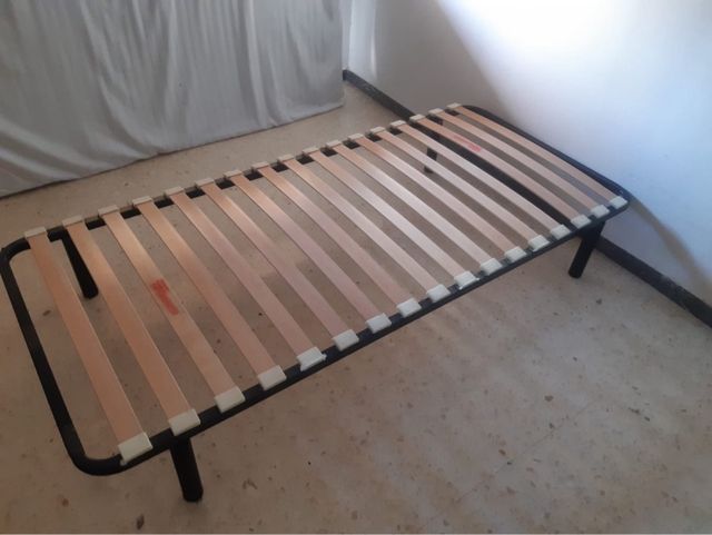 Somier de láminas metálico y madera