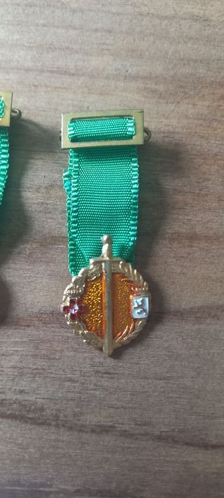 Lote 5 mini medallas Excombatientes León