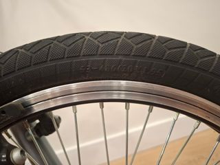 Bicicleta BMX Conor Rave Morada