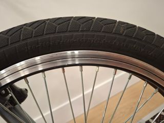 Bicicleta BMX Conor Rave Morada