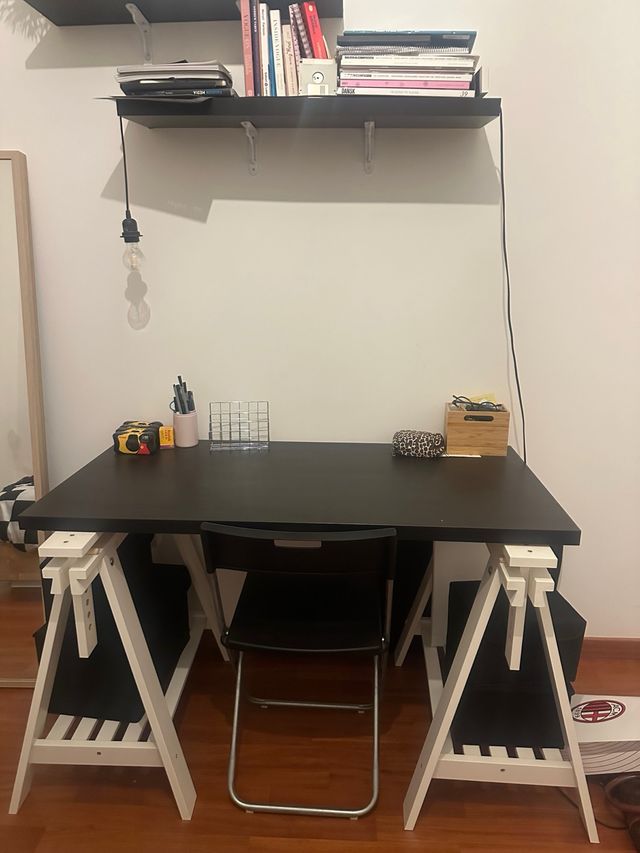 Scrivania Ikea regolabile altezza