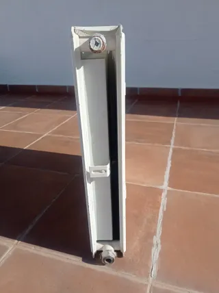 Radiador blanco calefacción gasoil