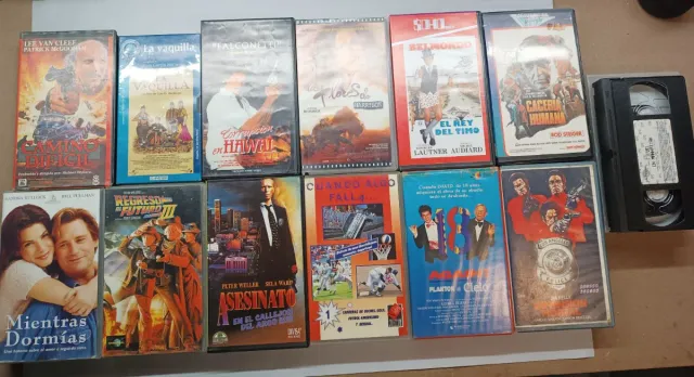 Lote 12 Películas VHS + 1 Sin Carátula