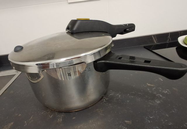 Olla a presión WMF PERFECT