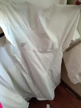 Cortavientos Nike Blanco