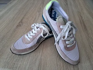 Zapatillas Bimba y Lola rosas T40