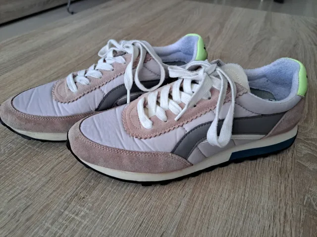 Zapatillas Bimba y Lola rosas T40