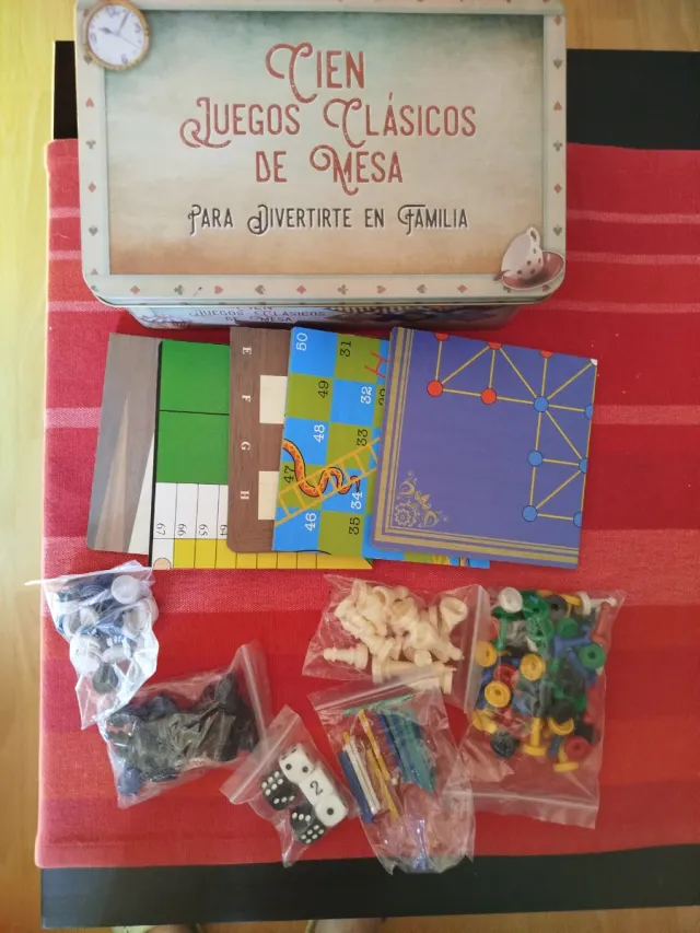 Cien Juegos Clásicos de Mesa