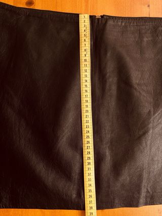 Falda mini piel negra Mango