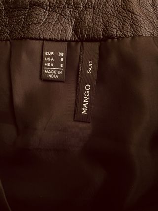 Falda mini piel negra Mango