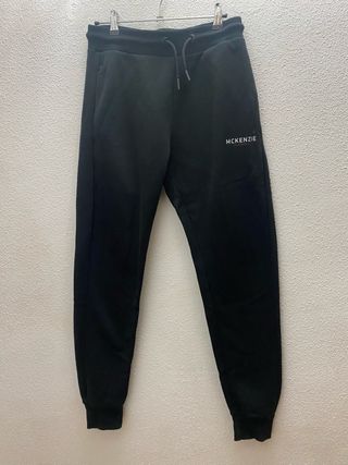 Chándal McKenzie Hombre Negro con Capucha
