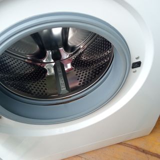 Lavadora Carga Frontal 6kg 1200 RPM