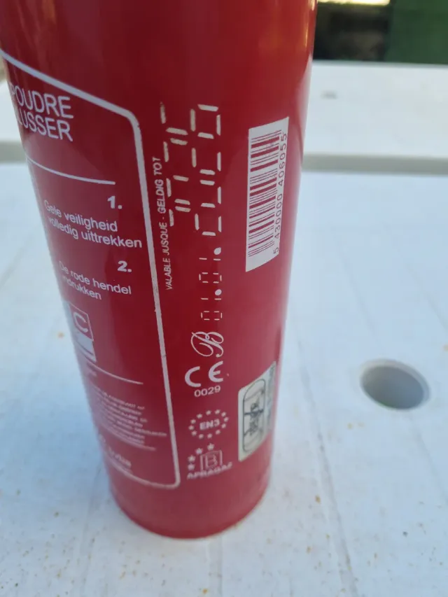 Kit Pronto Soccorso Auto con Estintore