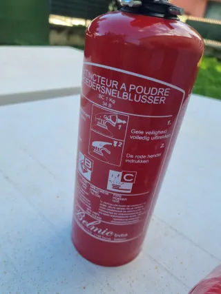 Kit Pronto Soccorso Auto con Estintore