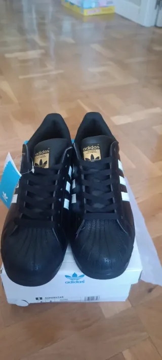Adidas Superstar Talla 42 Negro