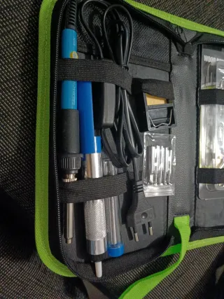 Soldador de estaño con accesorios