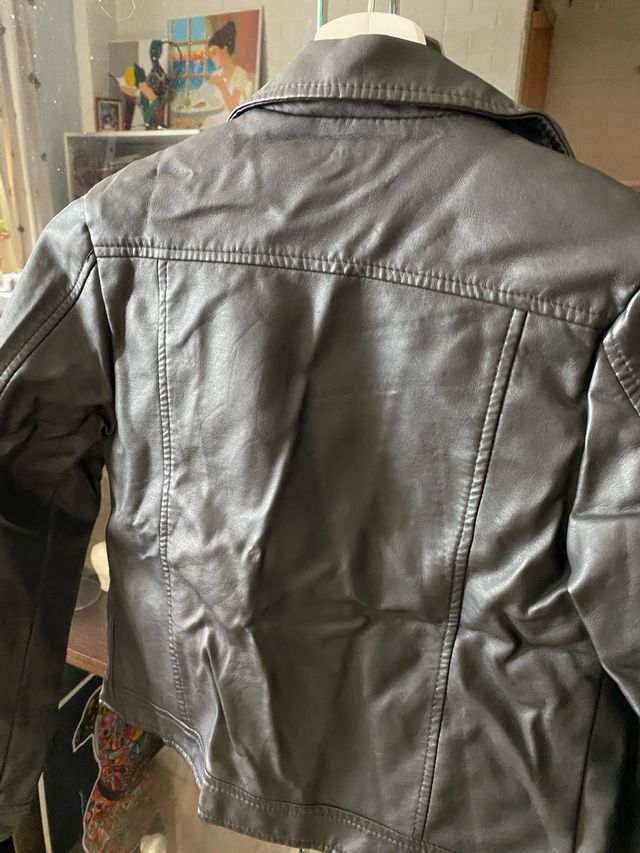 Chaqueta efecto piel Primark 12-13 años