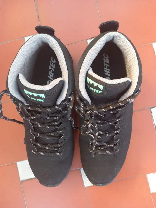 Botas de montaña Hi-Tec negras