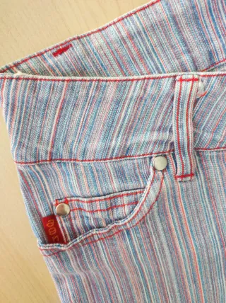 Pantalón vaquero de rayas