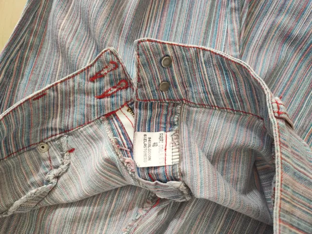 Pantalón vaquero de rayas