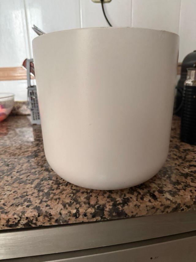 Macetero blanco 22cm diámetro