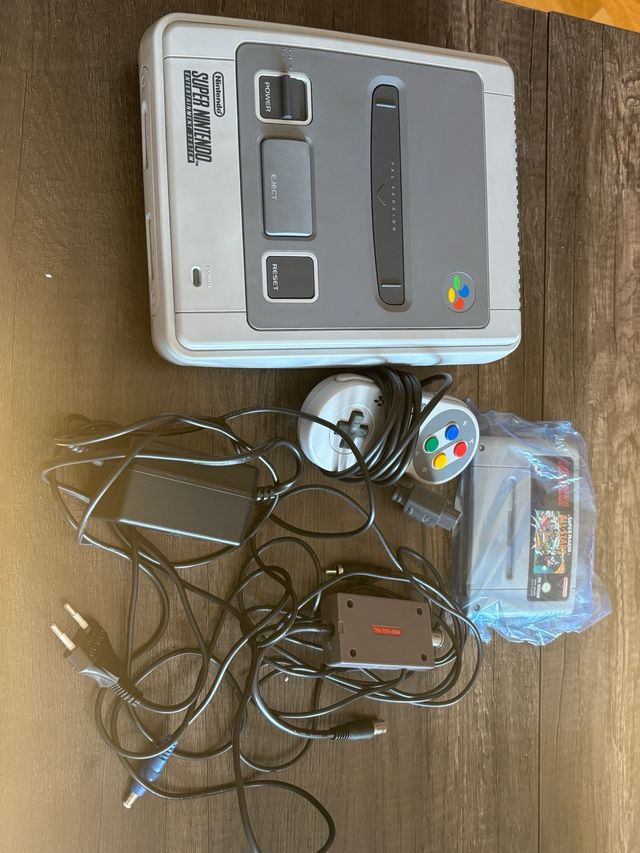 Consola Super Nintendo  con Caja