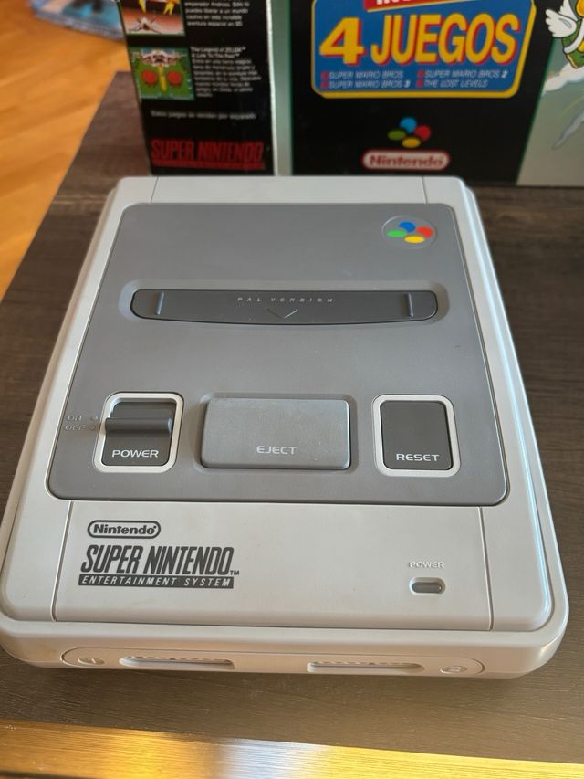 Consola Super Nintendo  con Caja