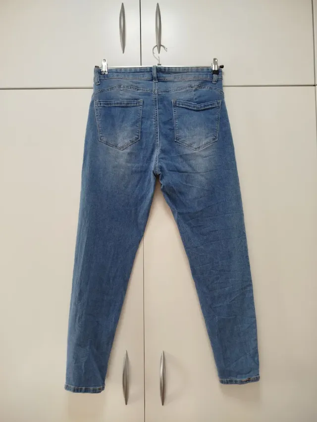 Pantalón vaquero azul talla 42