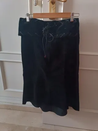 Falda Terciopelo Negra Lazada