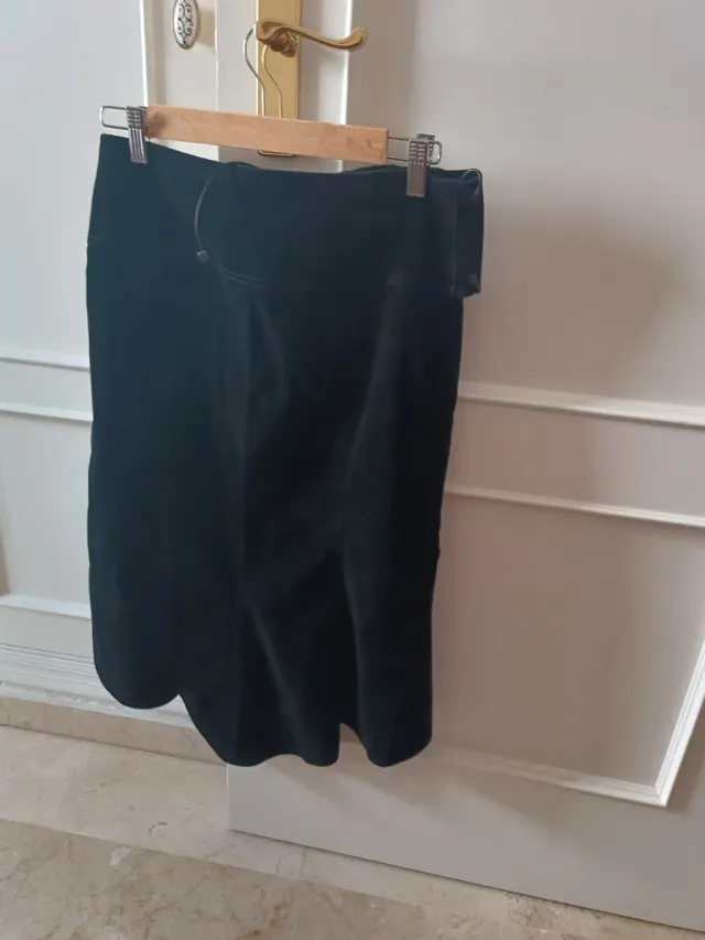 Falda Terciopelo Negra Lazada