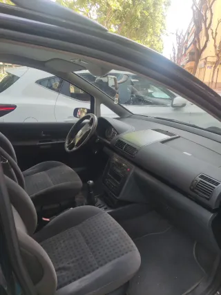 Volkswagen Sharan 2003