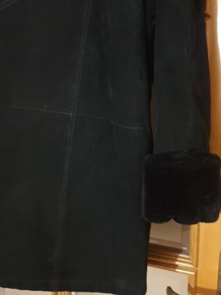 Abrigo de piel negro