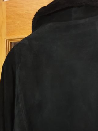 Abrigo de piel negro