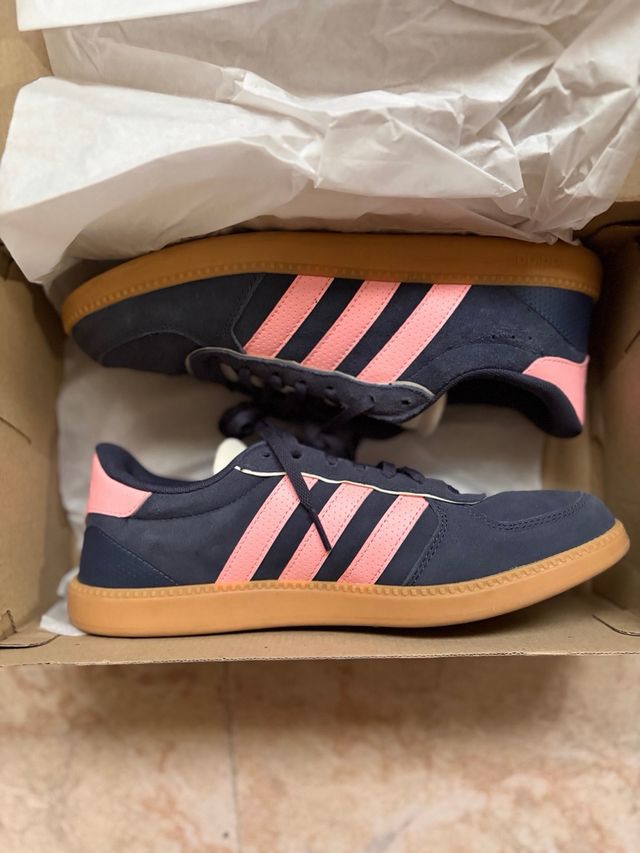 Zapatillas Adidas Azul y Rosa