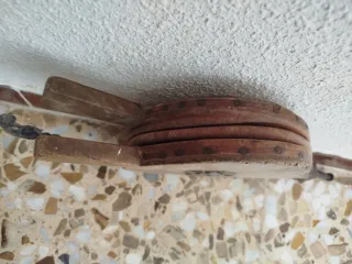 Soplador antiguo de madera
