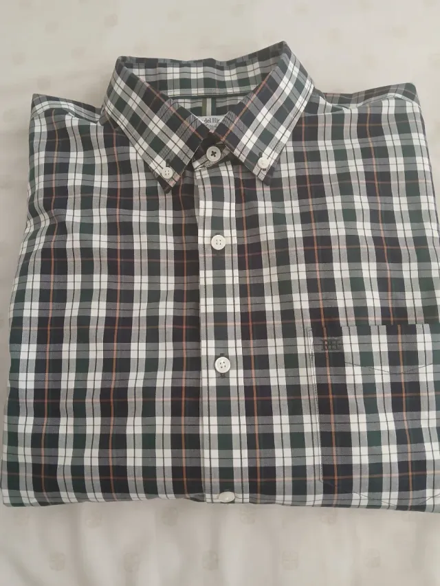 Camisa de manga larga a cuadros