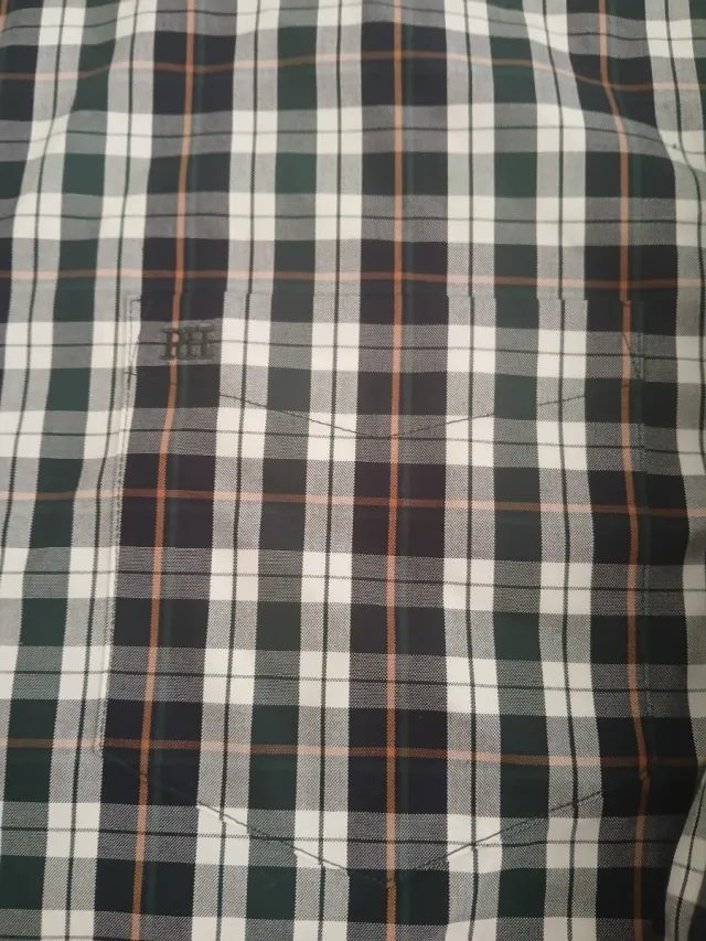 Camisa de manga larga a cuadros