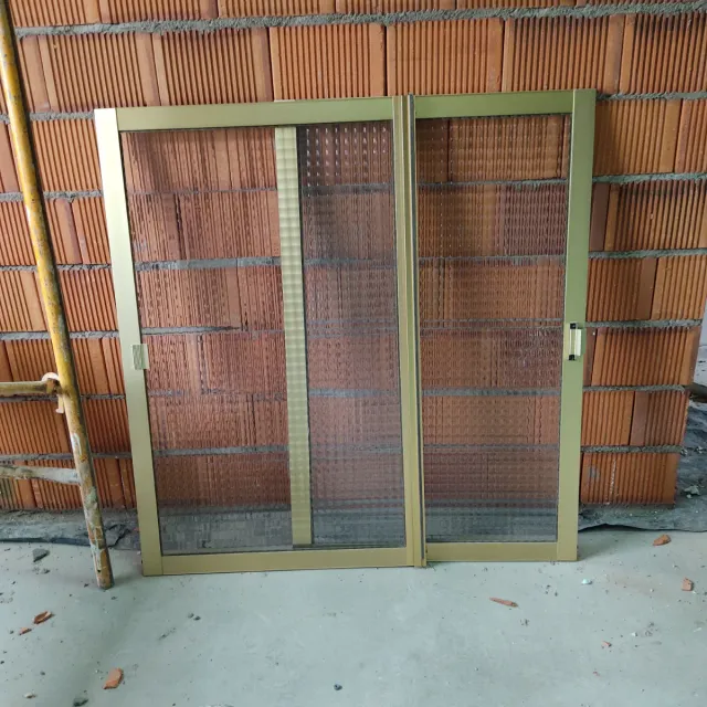 Ventanas aluminio dorado correderas