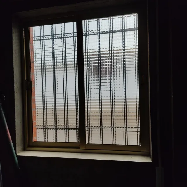 Ventanas aluminio dorado correderas