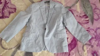 Traje azul chaqueta y pantalón talla 6 a 7 años