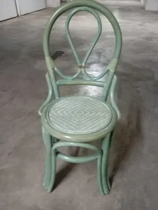 4 Sillas de Comedor Ratán y Madera