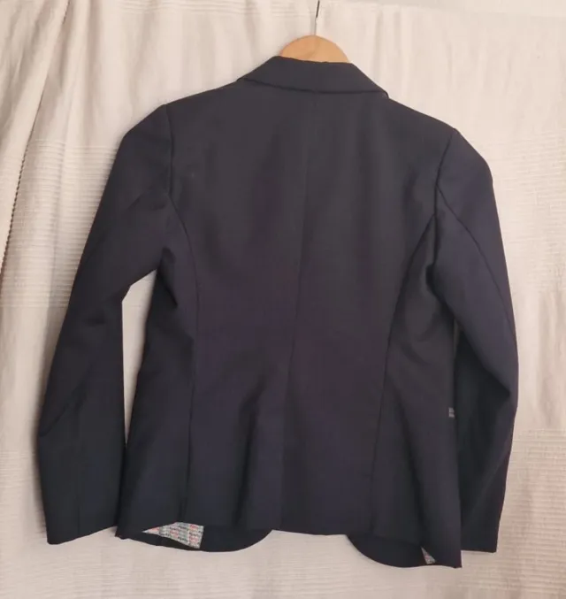 Traje de niño azul oscuro CKS